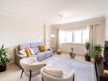 Apartamento T3 em Mafra