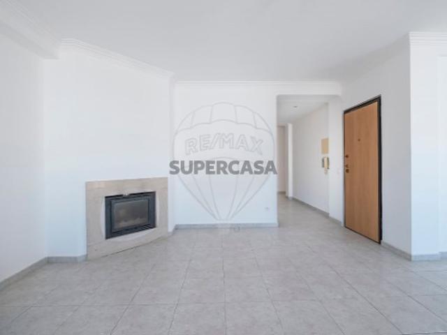 Apartamento T3 em Malagueira e Horta das Figueiras