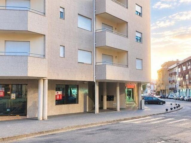 Apartamento T3 em Margaride, Várzea, Lagares, Varziela e Mou. 128m² Felgueiras e Feirão
