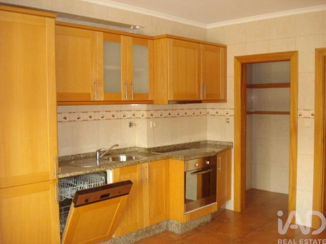 Apartamento T3 em Margaride, Várzea, Lagares, Varziela e Moure de 128 m²