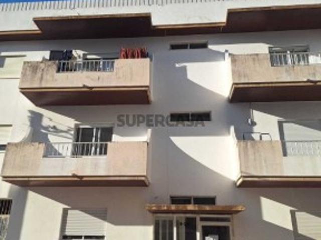 Apartamento T3 em Marrazes e Barosa
