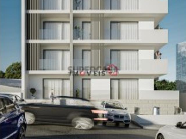 Apartamento T3 em Marrazes e Barosa