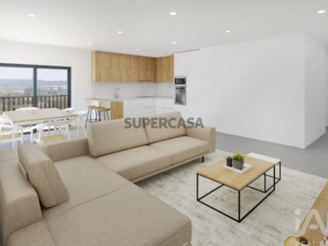 Apartamento T3 em Mexilhoeira Grande de 118,00 m²