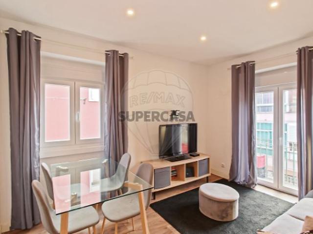 Apartamento T3 em Mina de Água