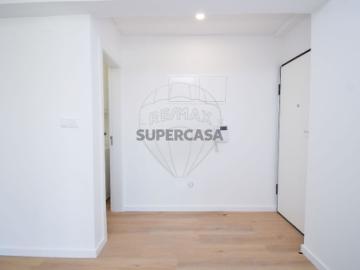 Apartamento T3 em Mina de Água