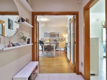 Apartamento T3 em Mina de Água