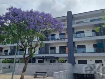 Apartamento T3 em Faro Sé e São Pedro