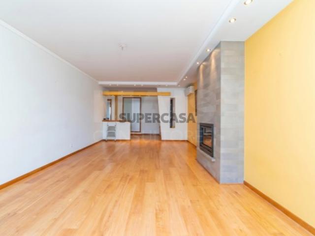 Apartamento T3 em Montijo e Afonsoeiro