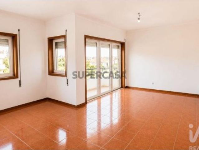 Apartamento T3 em Modivas de 96 m²