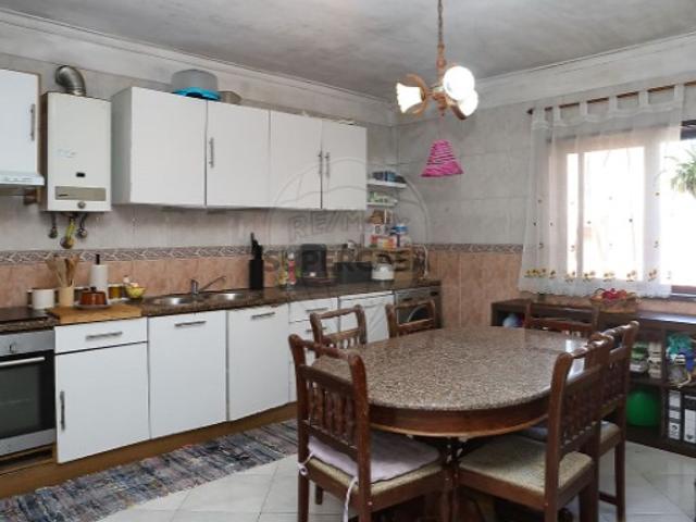 Apartamento T3 em Moita