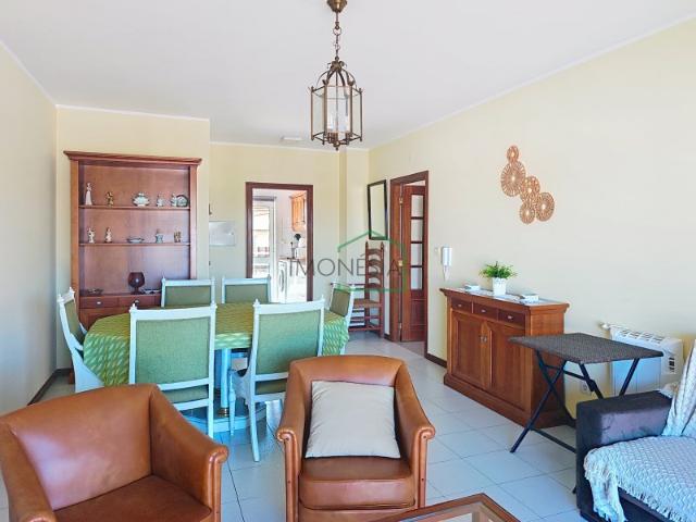 Apartamento T3 em Moledo para arrendar