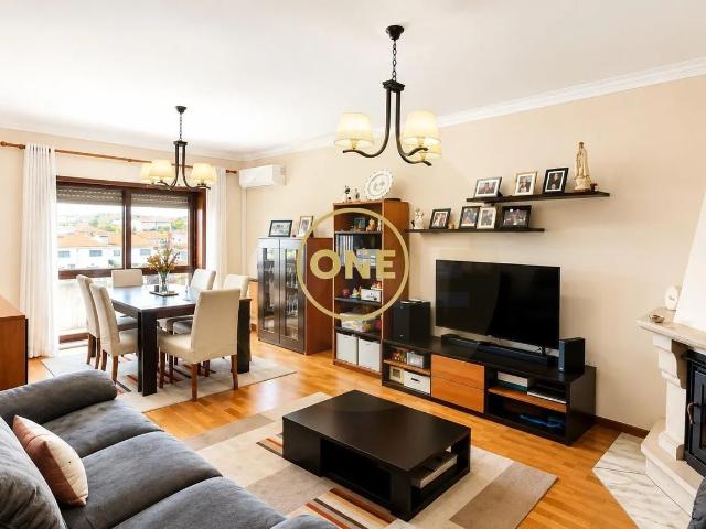 Apartamento T3 em Moreira