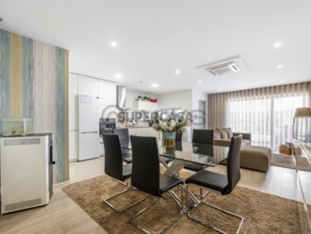 Apartamento T3 em Morreira e Trandeiras
