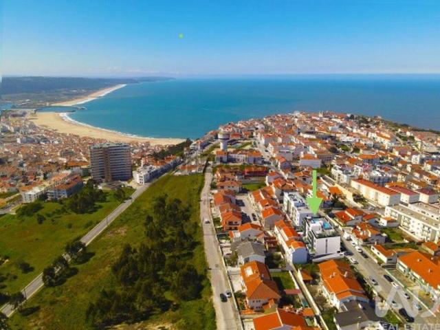 Apartamento T3 em Nazaré de 140,00 m²