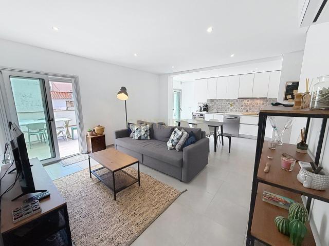 Apartamento T2 em Nazaré, Leiria Oportunidade Única!