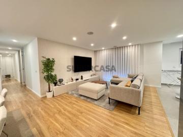 Apartamento T3 em Nine