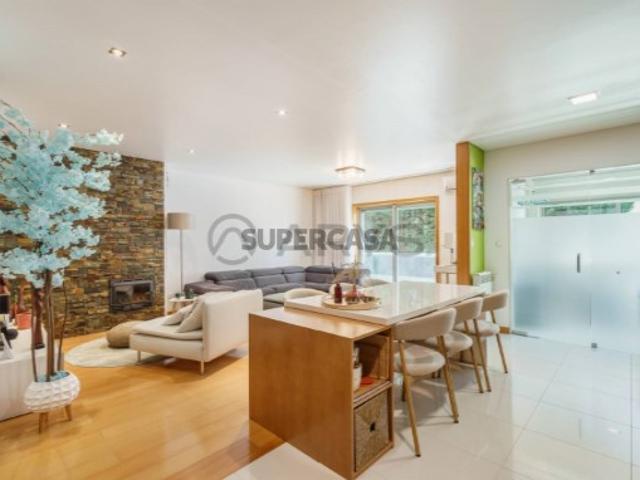 Apartamento T3 em Nogueira, Fraião e Lamaçães