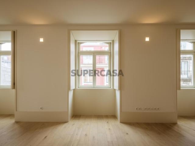Apartamento T3 em novo empreendimento na Baixa Pombalina, Lisboa
