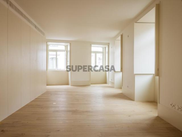Apartamento T3 em novo empreendimento na Baixa Pombalina, Lisboa