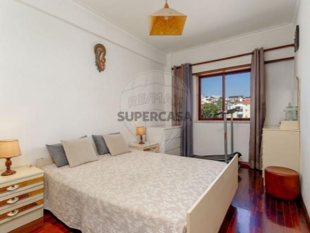 Apartamento T3 em Odivelas