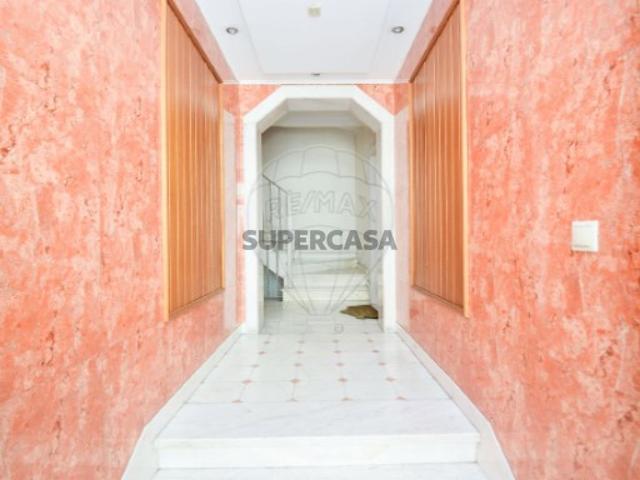 Apartamento T3 em Odivelas