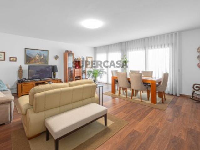 Apartamento T3 em Odivelas
