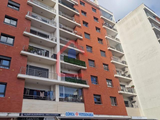 Apartamento T3 em Odivelas