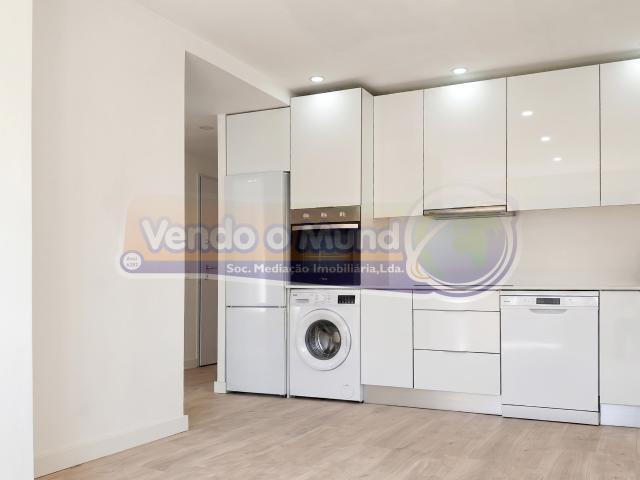 Apartamento T3 em Odivelas ODI020