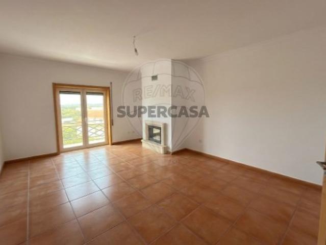 Apartamento T3 em Oiã