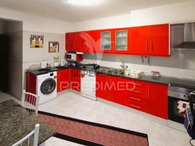 Apartamento T3 em Olhão