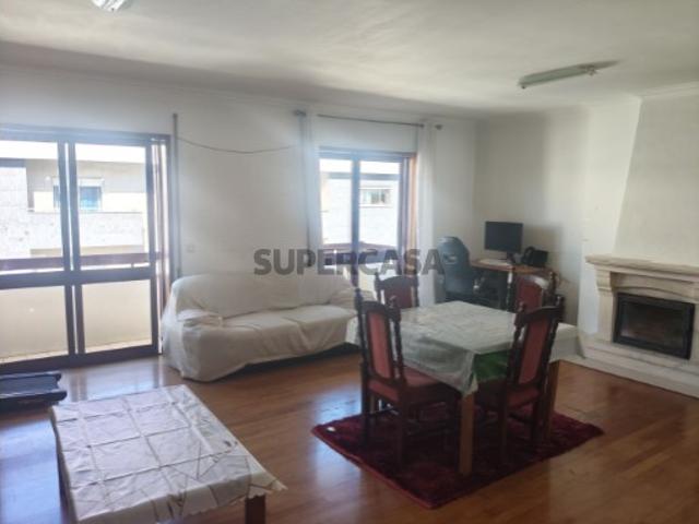 Apartamento T3 em Oliveira do Bairro
