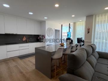 Apartamento T3 em Oliveira do Hospital e São Paio de Gramaços