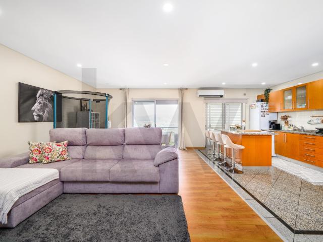 Apartamento T3 em Paço de Sousa, Penafiel | Vistas incríveis de montanha