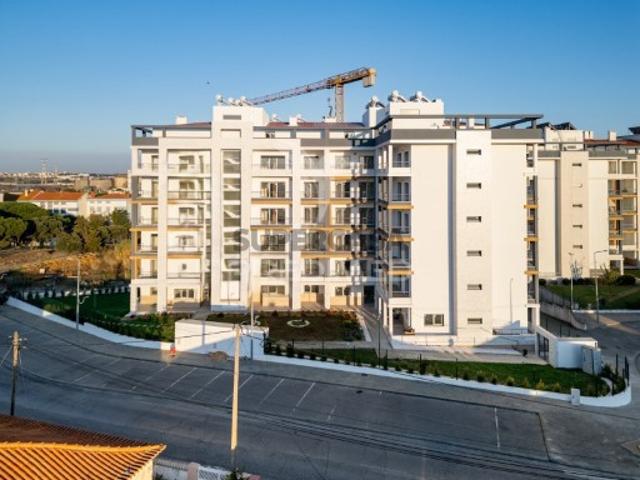 Apartamento T3 em Paio Pires