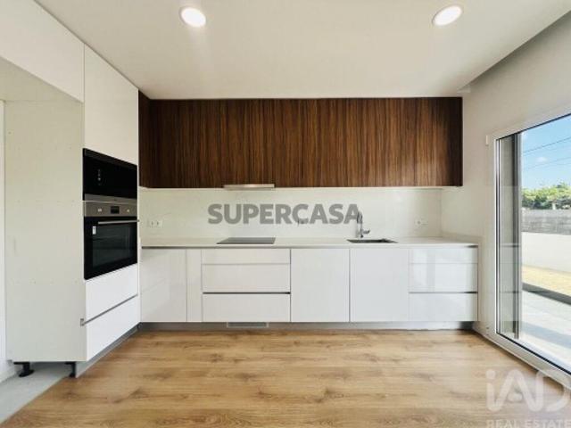 Apartamento T3 em Parceiros e Azoia de 115,00 m²