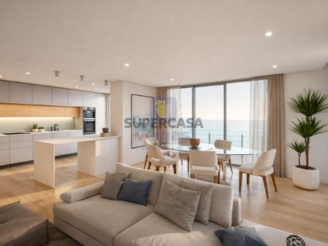 Apartamento T3 em Peniche