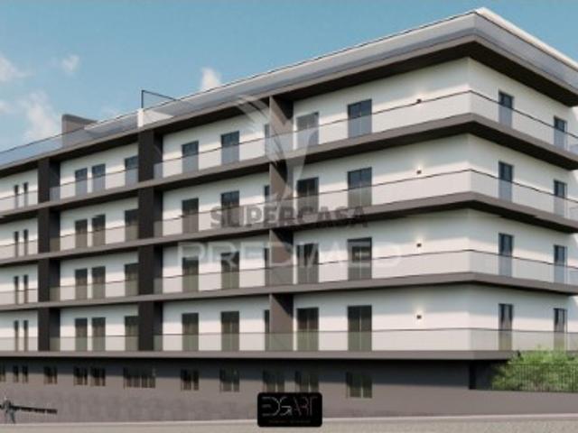 Apartamento T3 em Peso da Régua e Godim