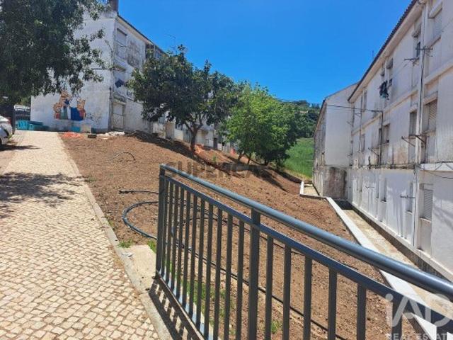 Apartamento T3 em Pontinha e Famões de 57,37 m²