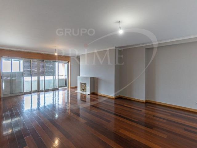 Apartamento T3 em Porto