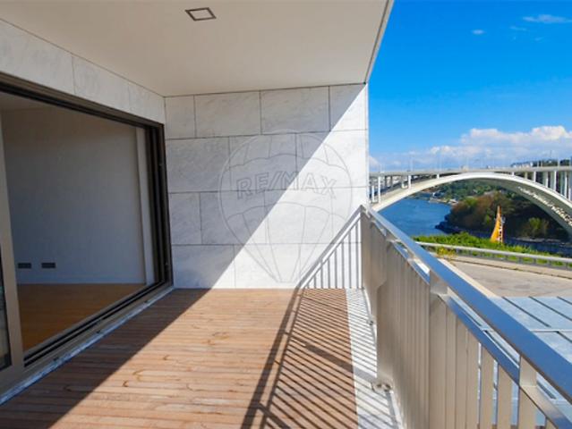 Apartamento T3 em Porto