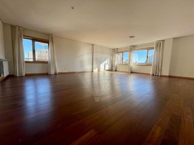 Apartamento T3 em Porto
