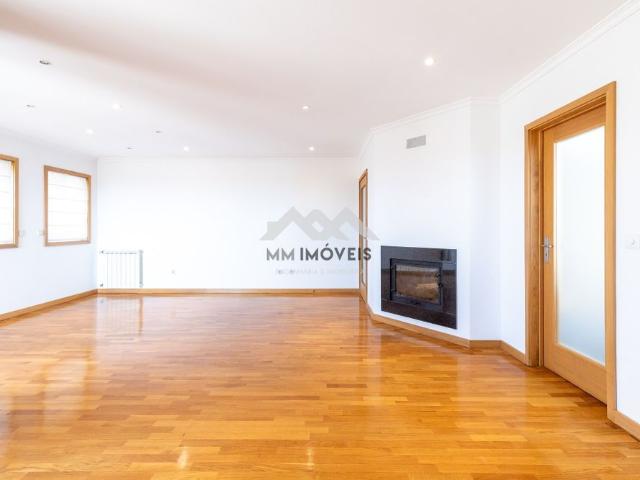 Apartamento T3 em Porto