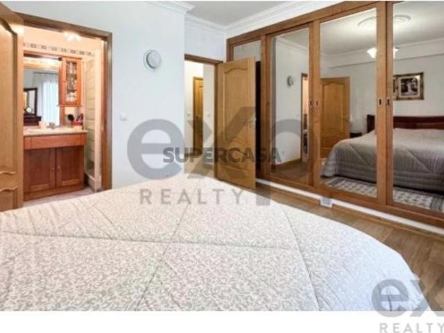 Apartamento T3 em Porto de Mós São João Baptista e São Pedro