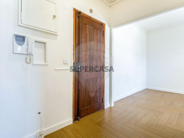Apartamento T2 em Póvoa de Santa Iria e Forte da Casa