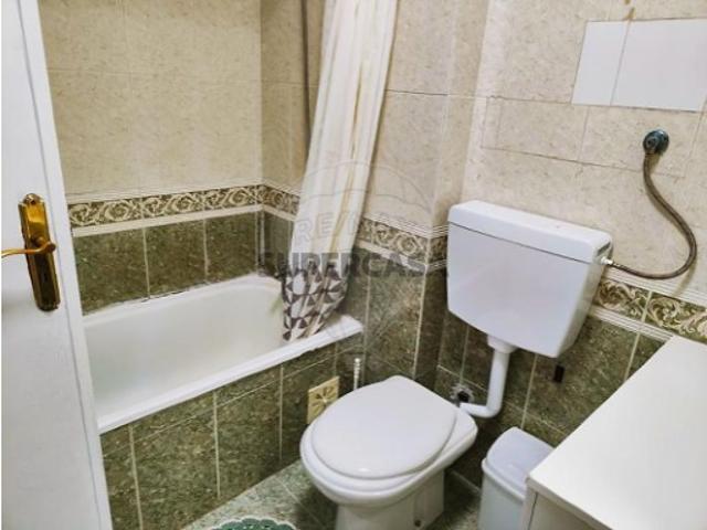Apartamento T3 em Póvoa de Santo Adrião e Olival Basto