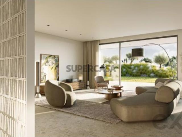 Apartamento T3 em Quarteira