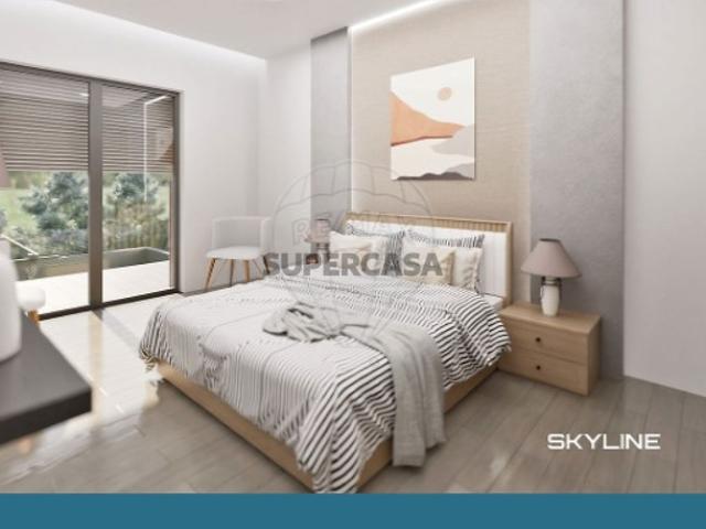 Apartamento T3 em Ramada e Caneças