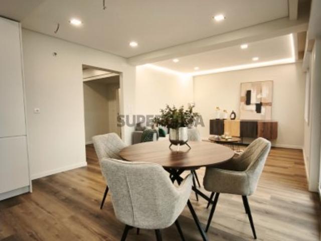 Apartamento T3 em Remodelação em Benfica