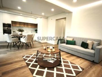 Apartamento T3 Em Remodelação Total