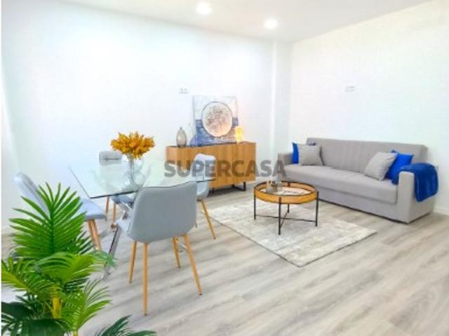 Apartamento T3 Em Remodelação Total